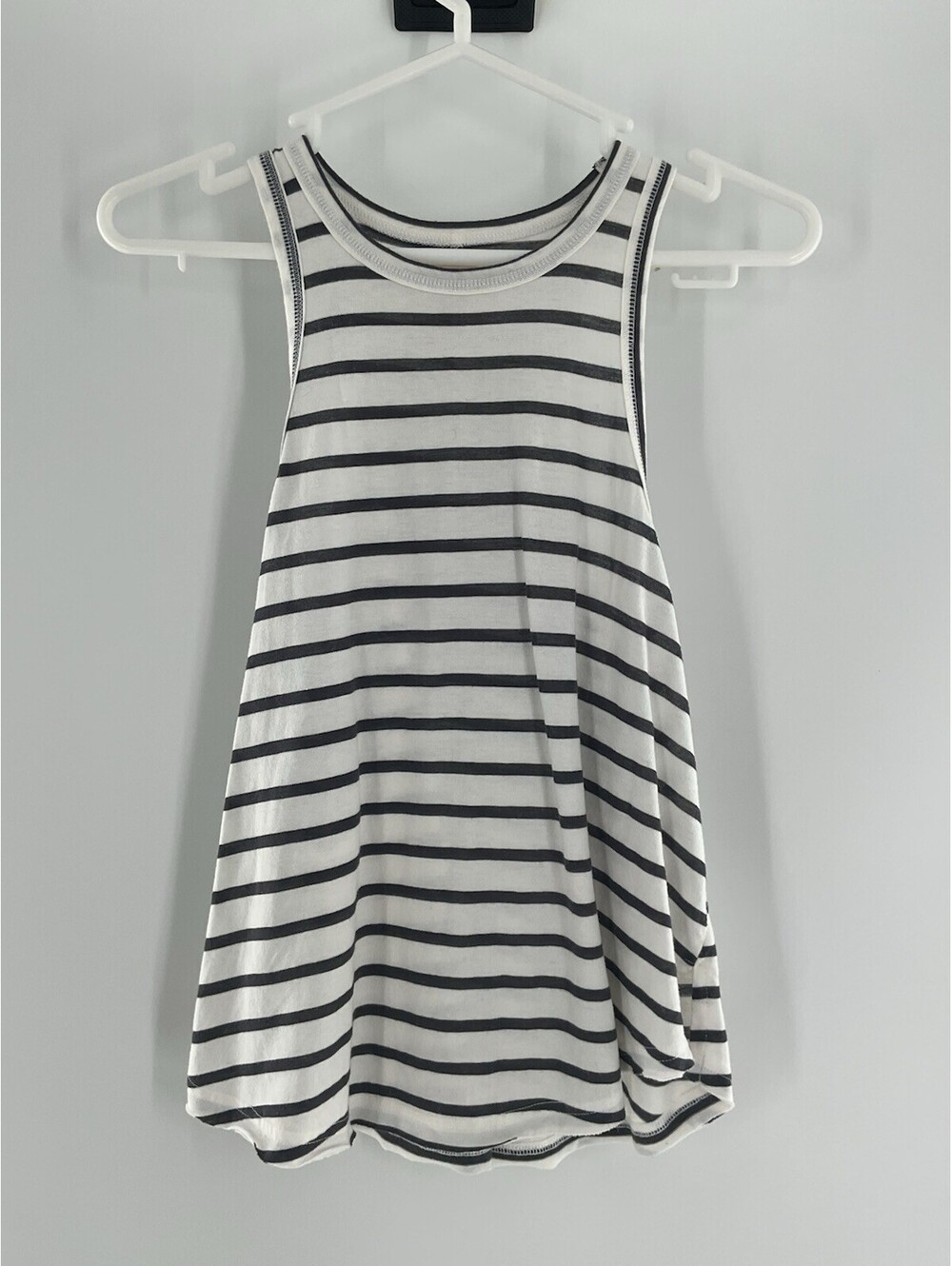 Billa Bong Essentials Tank Top Women’s XS Striped Short 105